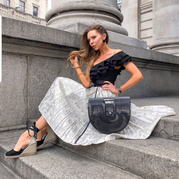 🎈 LAST ONE !H&M Conscious Exclusive pleated skirt